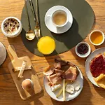 Coq Hotel Paris