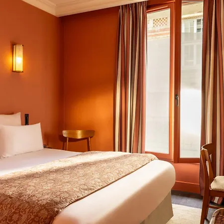 Coq 4* Parigi