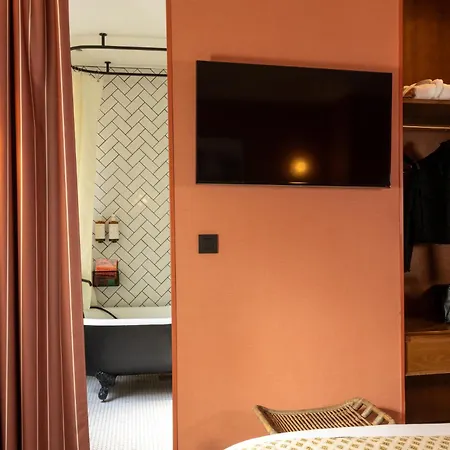 Coq Hotel 4*